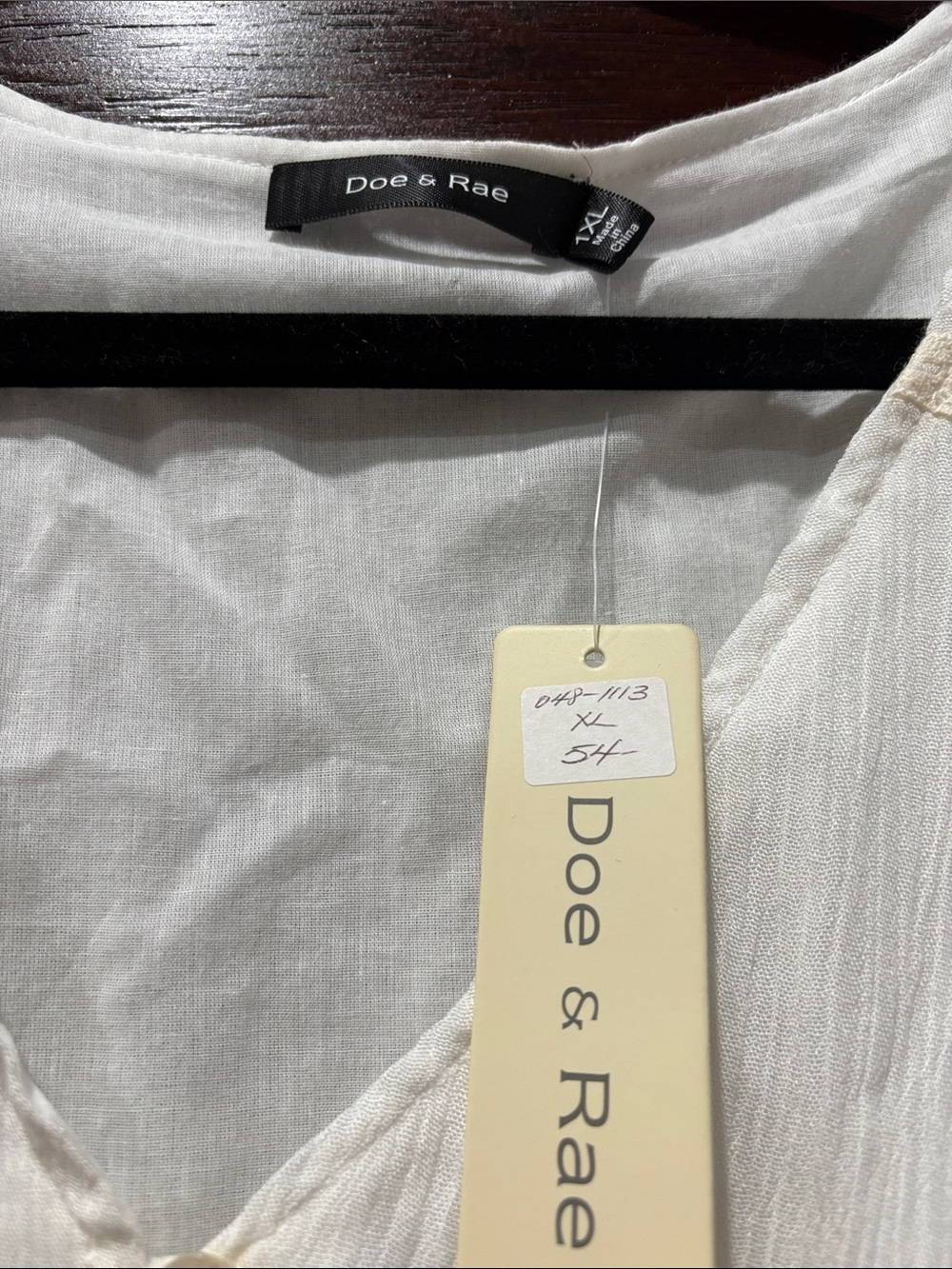 Doe & Rae Ivory Button-Front Ruffle Sleeve Top - Picture 2 of 3